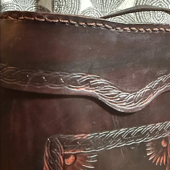 Vintage Tooled Leather Double Wine Bottle Carrying Case - Picture 4 of 16